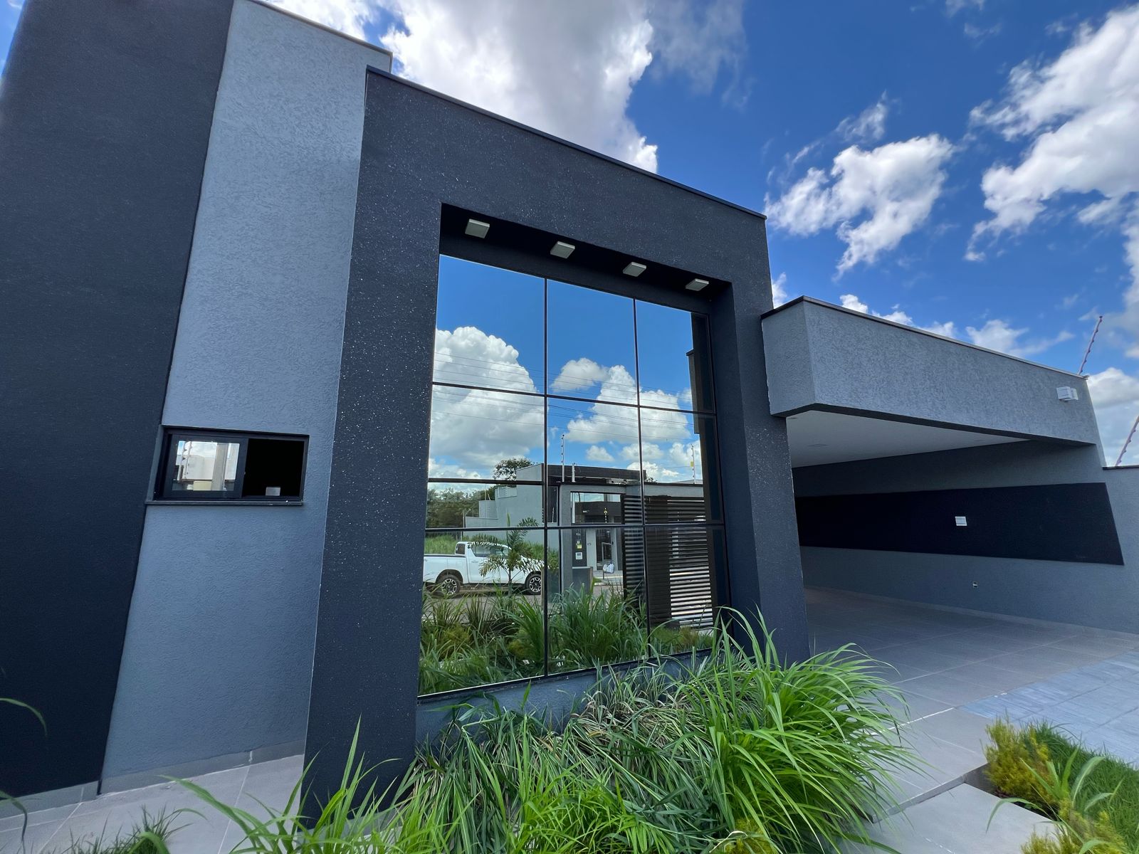 WhatsApp Image 2026-02-17 at 08.31.32